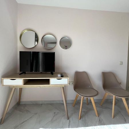 Freesia Grand Sea View Residence 스보로나타 외부 사진