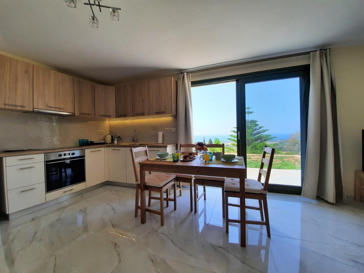 Freesia Grand Sea View Residence 스보로나타 외부 사진