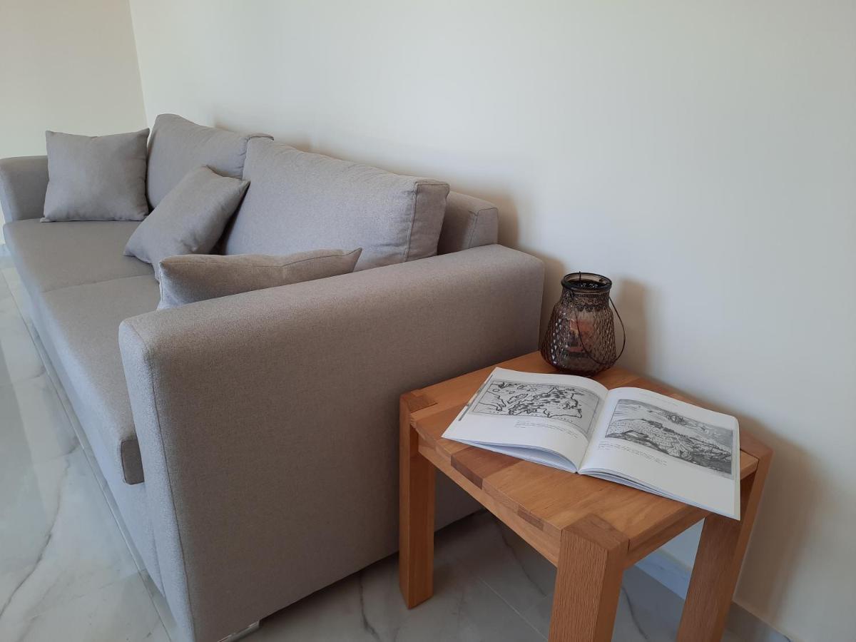 Freesia Grand Sea View Residence 스보로나타 외부 사진