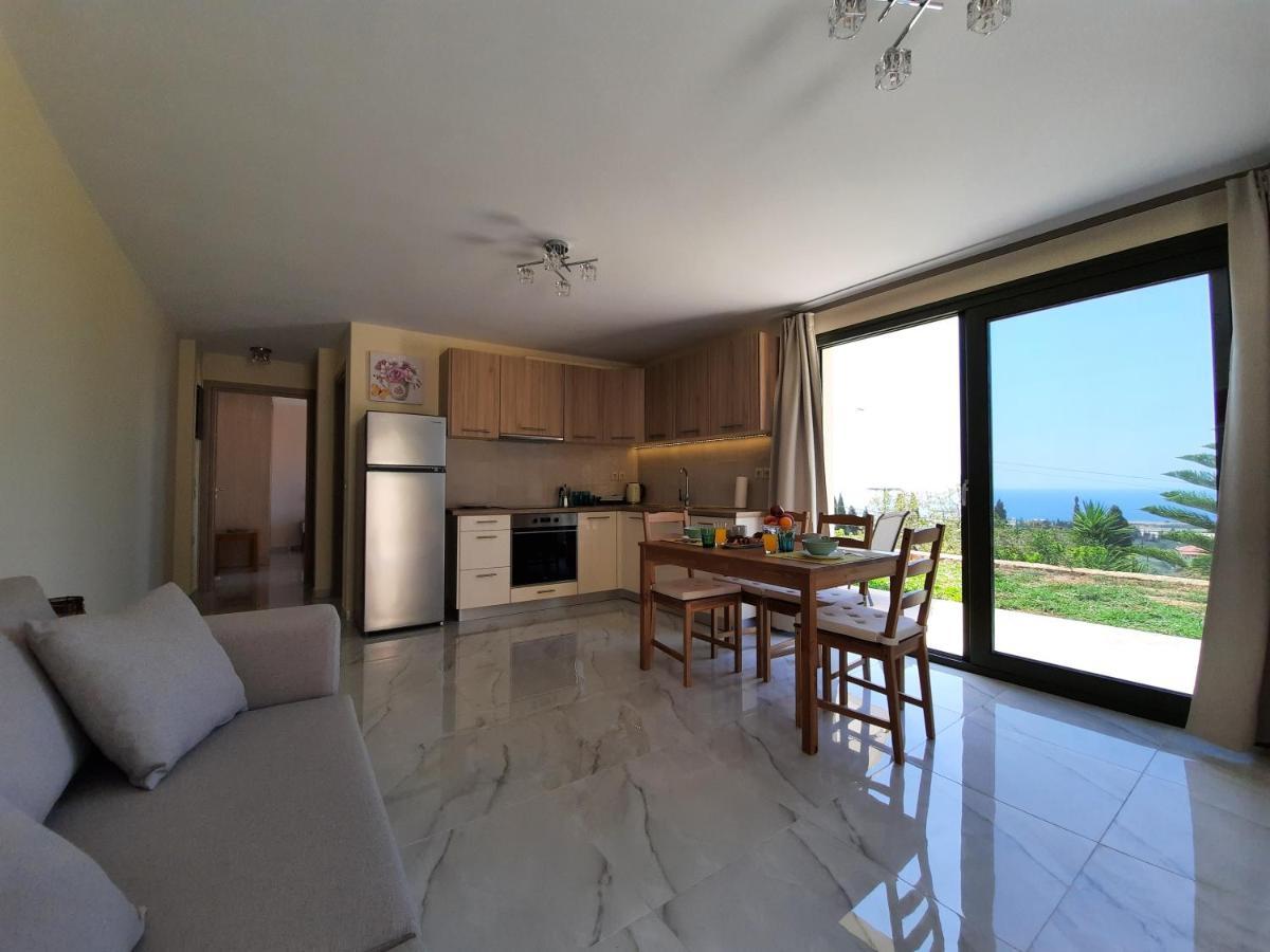 Freesia Grand Sea View Residence 스보로나타 외부 사진