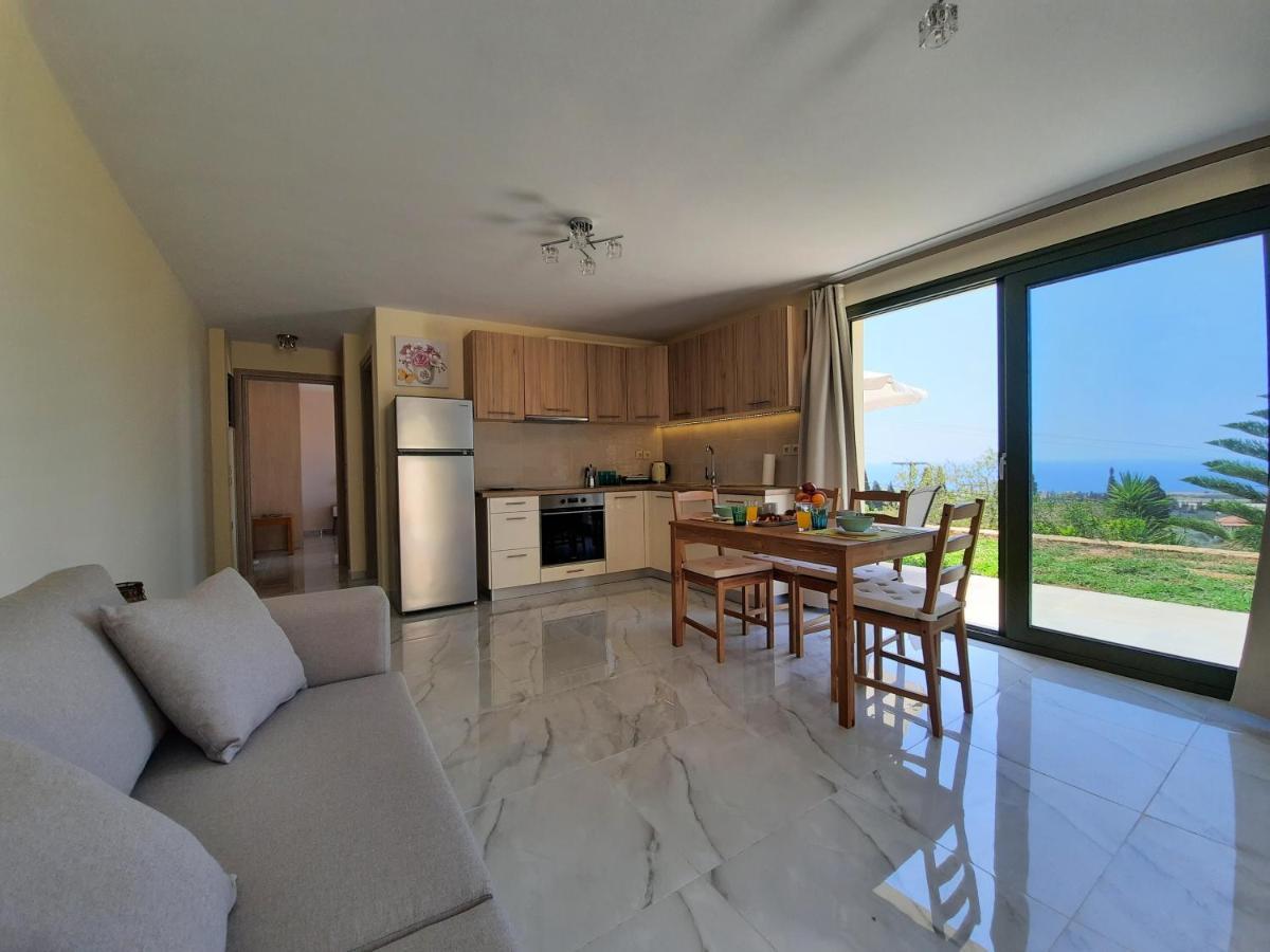 Freesia Grand Sea View Residence 스보로나타 외부 사진