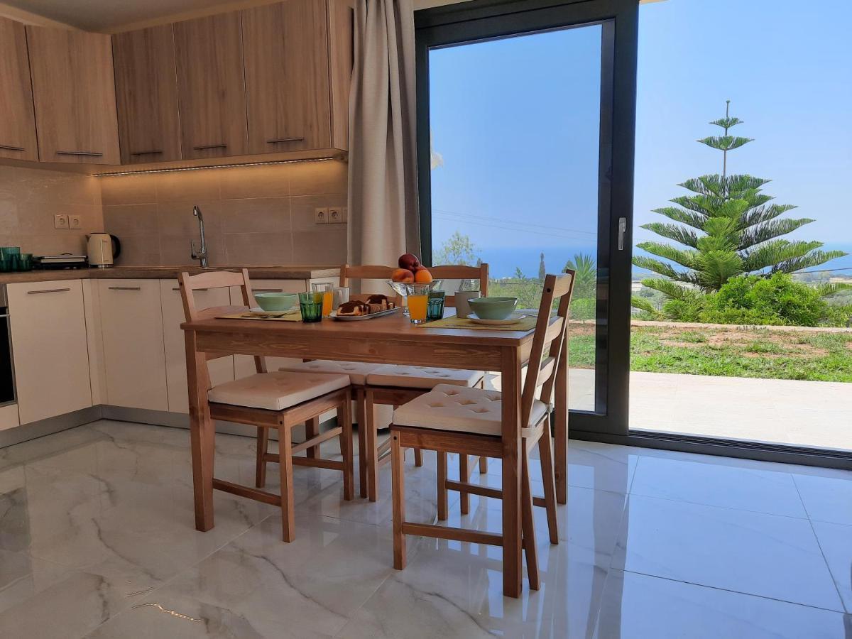 Freesia Grand Sea View Residence 스보로나타 외부 사진