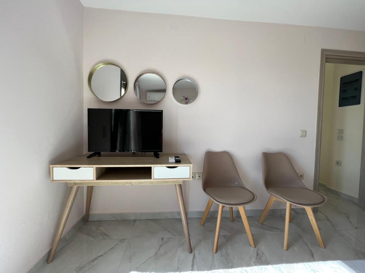 Freesia Grand Sea View Residence 스보로나타 외부 사진